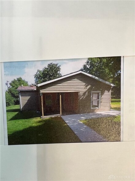 229 Buckeye Ave, Fairborn, OH 45324