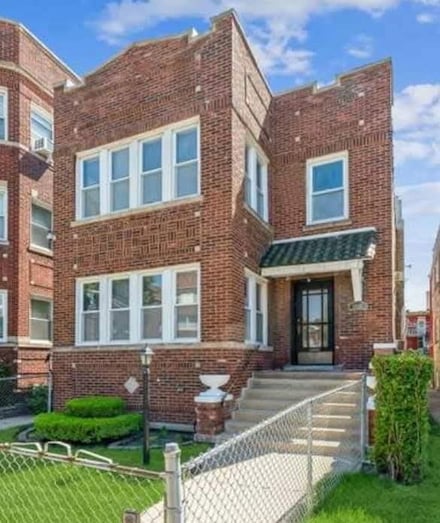 8029 S Eberhart Ave, Chicago, IL 60619