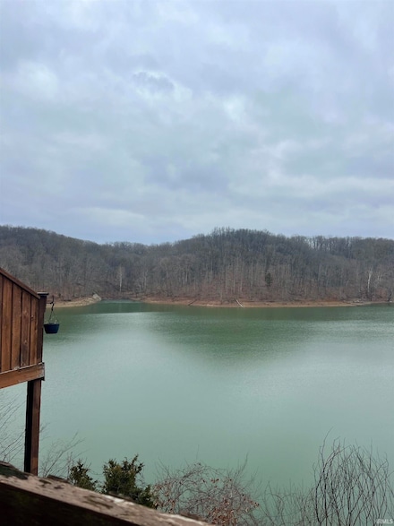 3942 E Eagle Bay Dr, Bloomington, IN 47401