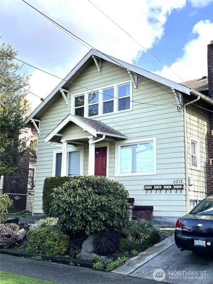 5212 9th Ave NW, Seattle, WA 98107