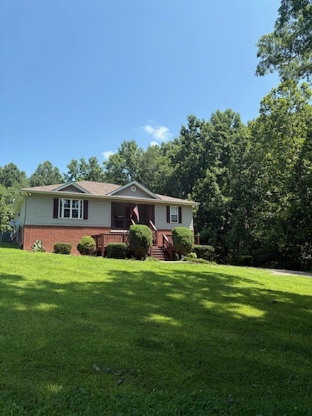 1134 Pee Dee Branch Rd, Cottontown, TN 37048