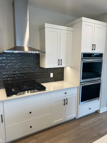16740 S Manor Rd, Eden Prairie, MN 55346
