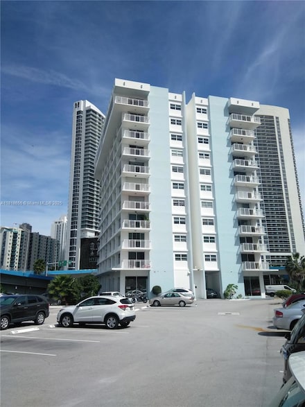 1801 S Ocean Dr Unit 739, Hallandale Beach, FL 33009