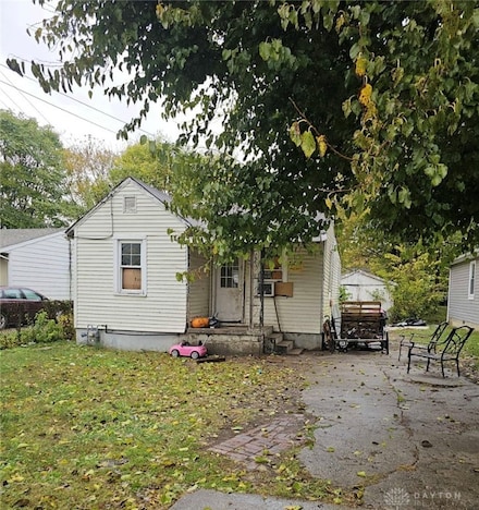 3553 Trail On Rd, Moraine, OH 45439