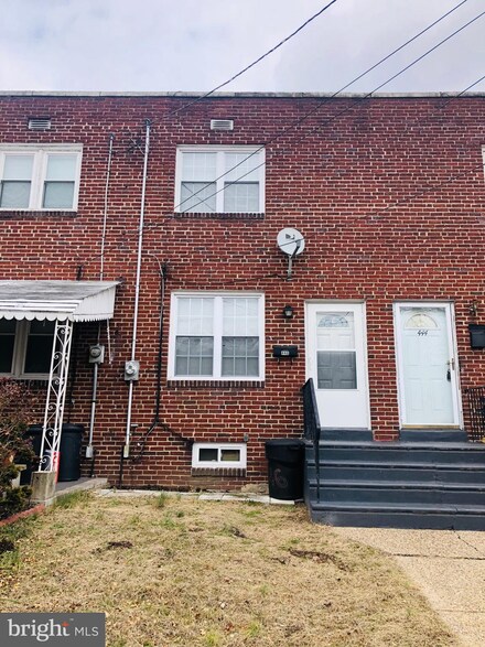 446 N 40th St, Pennsauken, NJ 08110