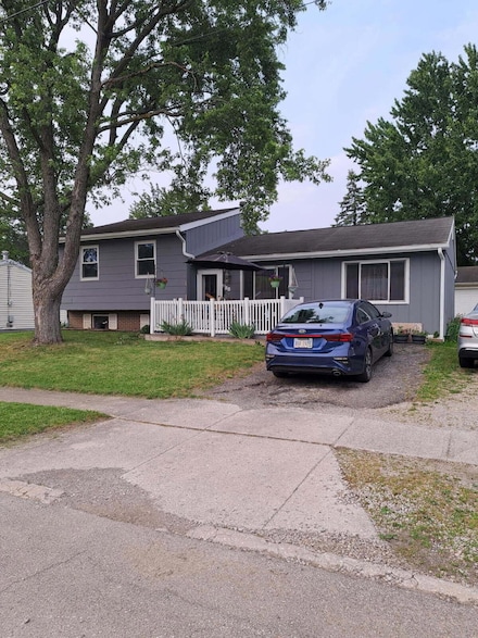 988 Plantation Dr, Marion, OH 43302