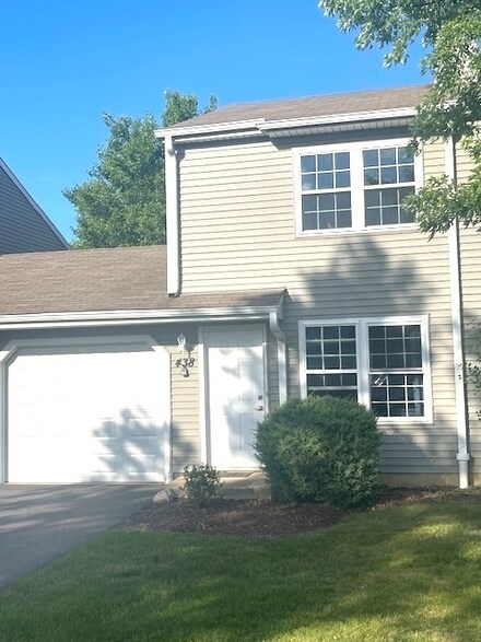 438 Meadow Hill Ln Unit 3, Round Lake Beach, IL 60073