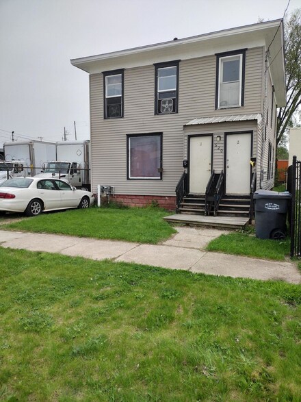 620 2nd St, Kalamazoo, MI 49007