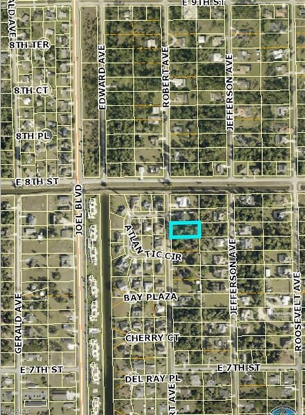 2502 Lakeview Dr, Lehigh Acres, FL 33936