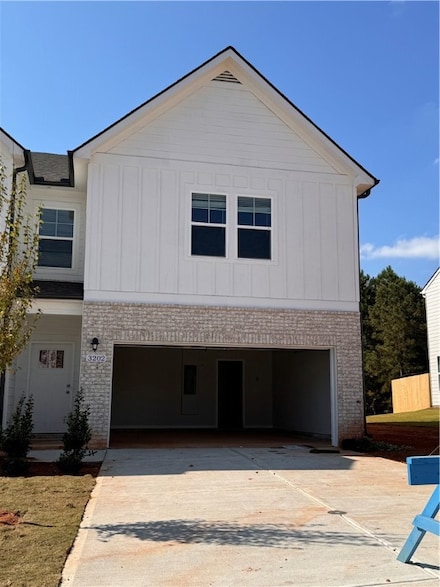 3202 Alana Ct, Opelika, AL 36804