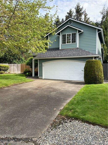 10803 36th Avenue Ct E, Tacoma, WA 98446