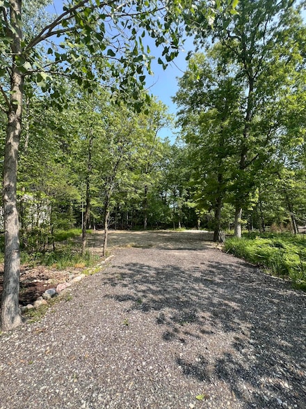 22 Walden Way, New Buffalo, MI 49117