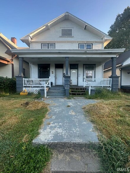 205 W Oregon St, Evansville, IN 47710