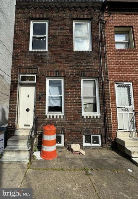 1305 S Grove St, Philadelphia, PA 19146