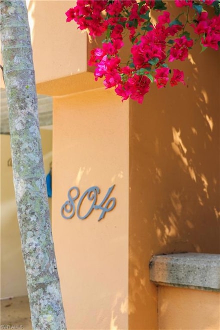 645 Via Mezner Unit 804, Naples, FL 34108