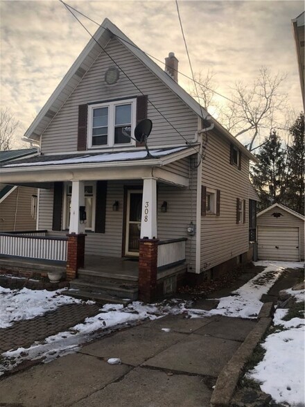 308 14th Ave, New Brighton, PA 15066