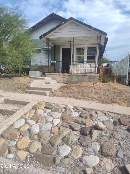 772 N Hayden Ave, Hayden, AZ 85135