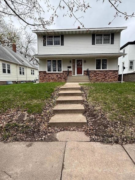 791 Cottage Ave E, Saint Paul, MN 55106