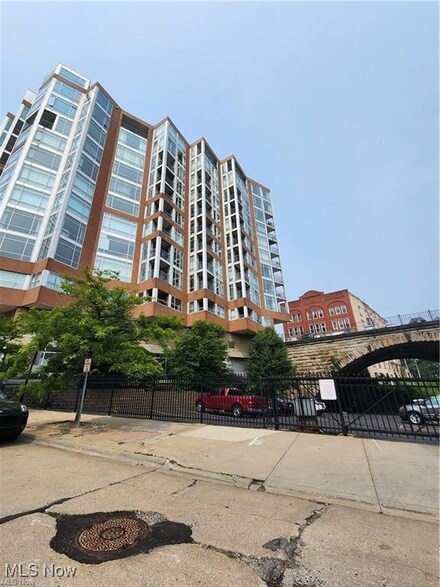 2222 Detroit Ave Unit 611, Cleveland, OH 44113