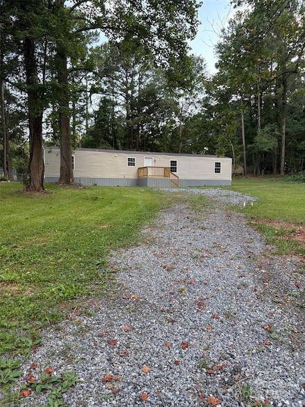 114 Woodberry Dr, Cherryville, NC 28021
