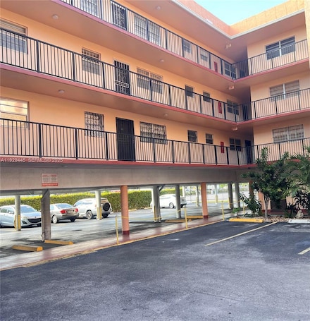 1855 W 60th St Unit 430, Hialeah, FL 33012
