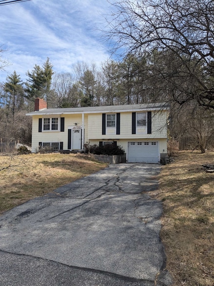 30 Schurman Dr, Derry, NH 03038