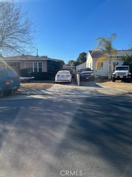 7407 Densmore Ave, van Nuys, CA 91406