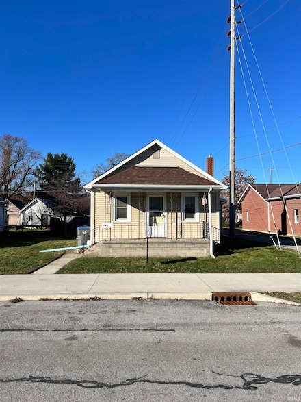 613 S 9th St, Goshen, IN 46526