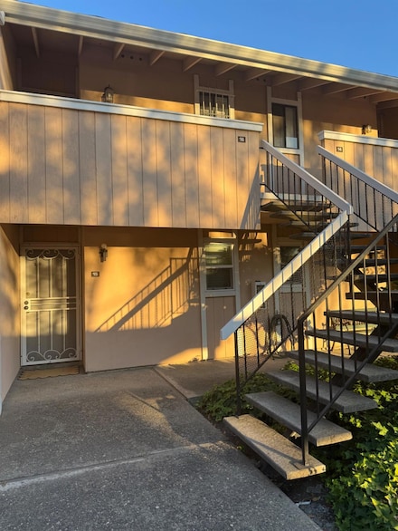 3722 W Benjamin Holt Dr Unit 16, Stockton, CA 95219