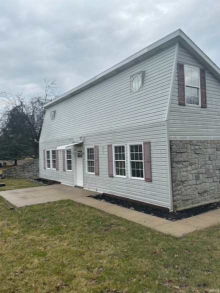 593 S 800 E, Greentown, IN 46936