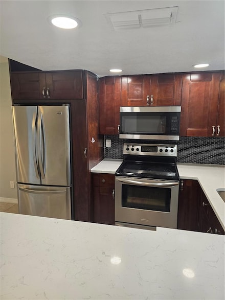 7168 E Bank Dr Unit 7168, Tampa, FL 33617
