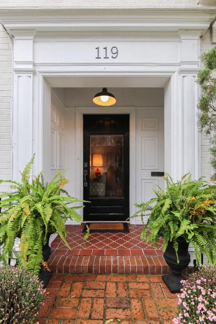 119 Rutledge Ave, Charleston, SC 29401