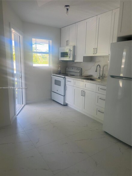 722 NE 8th St Unit 6, Hallandale Beach, FL 33009