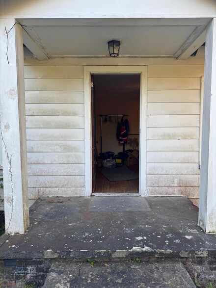 107 West St, Harleyville, SC 29448