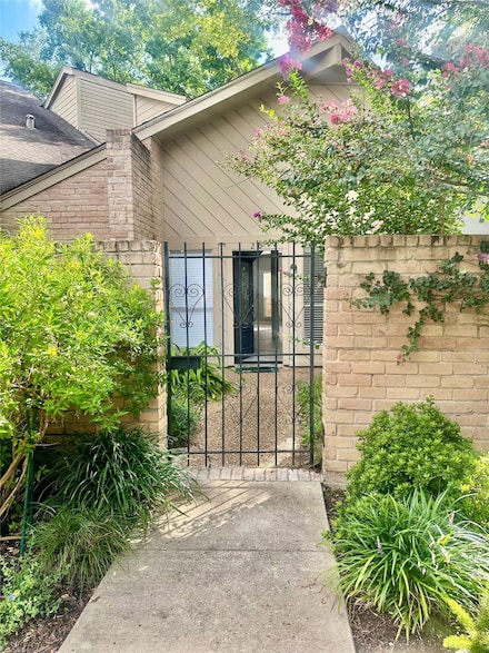 12625 Memorial Dr Unit 20, Houston, TX 77024