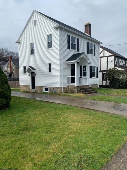 140 Hall St, Clarksburg, WV 26301