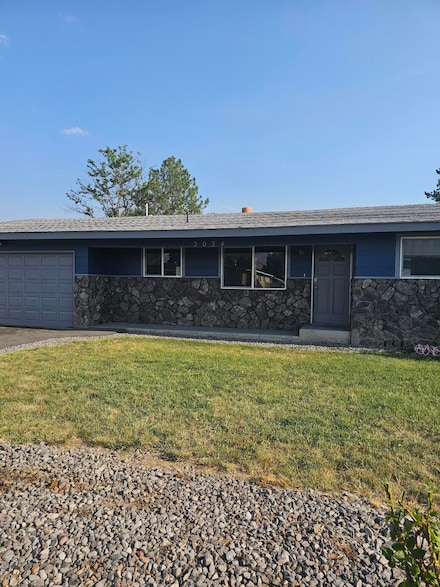 5034 Sturdivant Ave, Klamath Falls, OR 97603