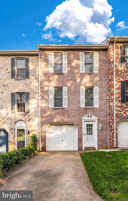 119 Mudfort Dr, Bolivar, WV 25425