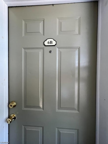 14 W Somerset St Unit 6B, Raritan, NJ 08869