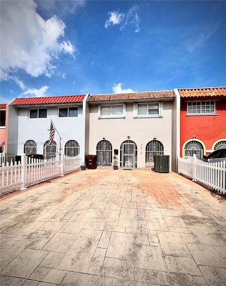 7310 W 2nd Way, Hialeah, FL 33014