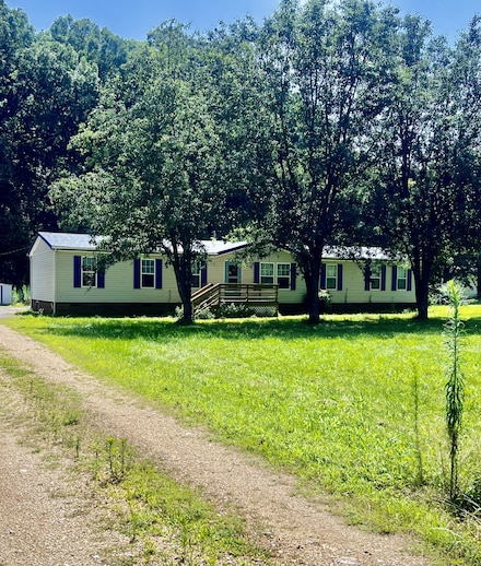 263 Longbranch Rd, Hohenwald, TN 38462