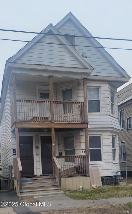 903 Lincoln Ave, Schenectady, NY 12307