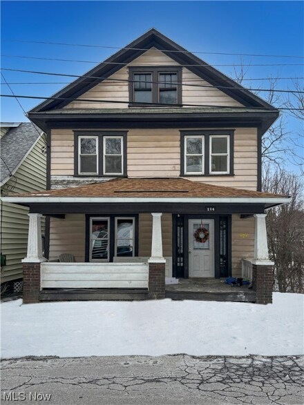224 Beech Rd, Weirton, WV 26062