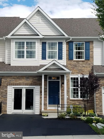 633 Fountain View Cir Unit HM06, Allentown, PA 18104