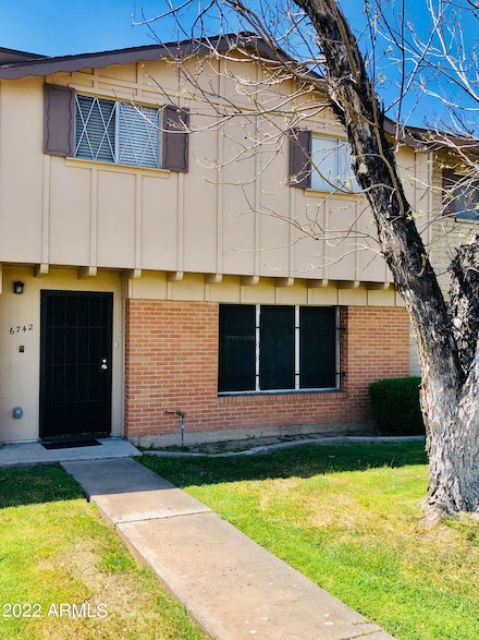 6742 N 43rd Ave, Glendale, AZ 85301