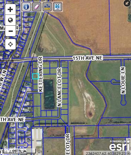 1415 Kettering Dr, Aberdeen, SD 57401