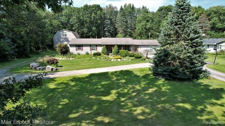 9990 Rattalee Lake Rd, Clarkston, MI 48348 | Homes.com