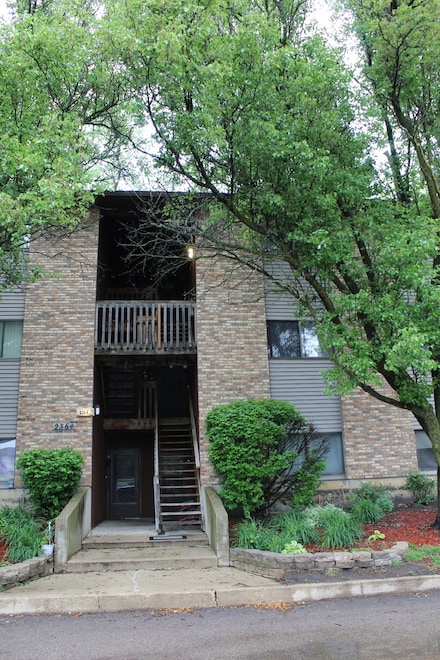 2364 South St Unit C, Elgin, IL 60123