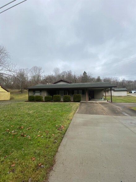 2270 W Virginia 75, Kenova, WV 25530