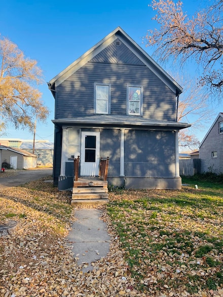 1533 S Grant St, Aberdeen, SD 57401